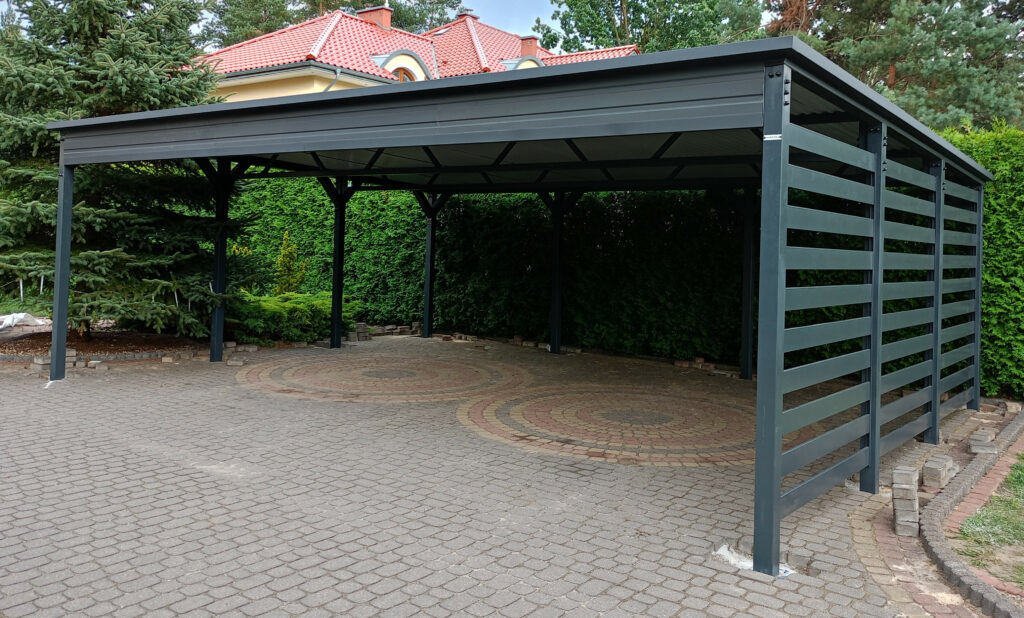 Carport mit Pultdach und Stahlprofilen